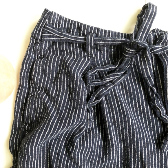 Gap Wide Leg Cropped Tie Waist Striped Pants✨ - Picture 2 of 6